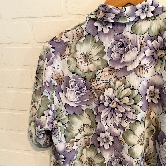 Vintage Button down shirt Blouse Floral Print Lavender Sage green Cream Sz 12 - Picture 6 of 9